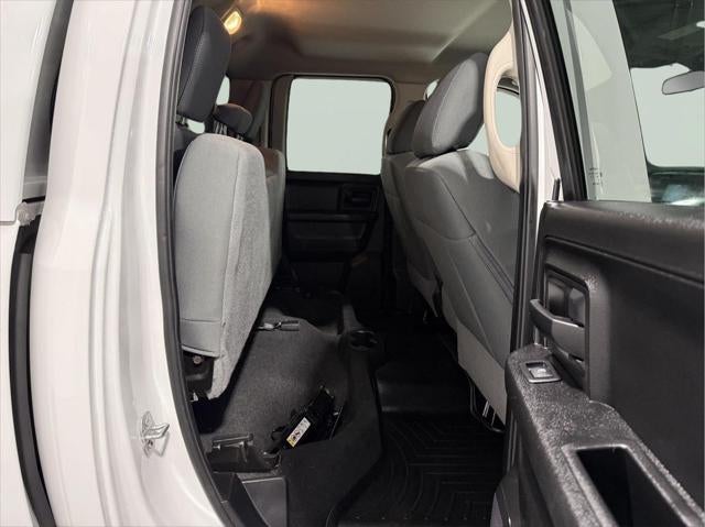 2018 RAM 1500 Express Quad Cab 4x4 6'4' Box