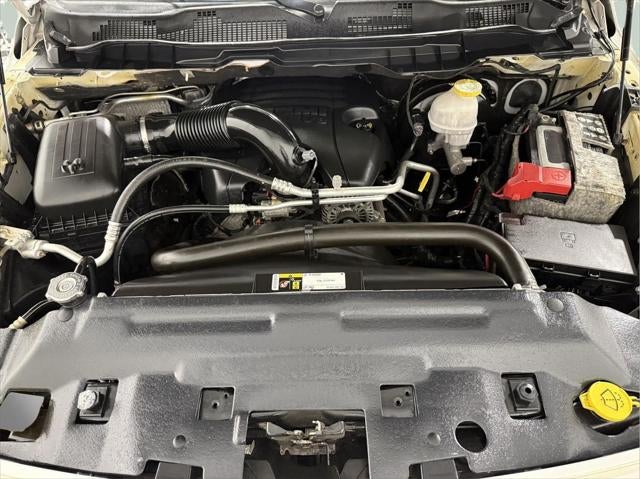 2018 RAM 1500 Express Quad Cab 4x4 6'4' Box