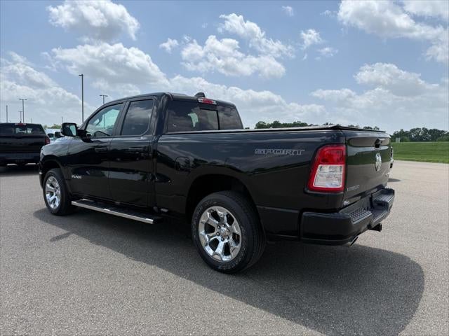 2023 RAM 1500 Big Horn Quad Cab 4x4 6'4' Box