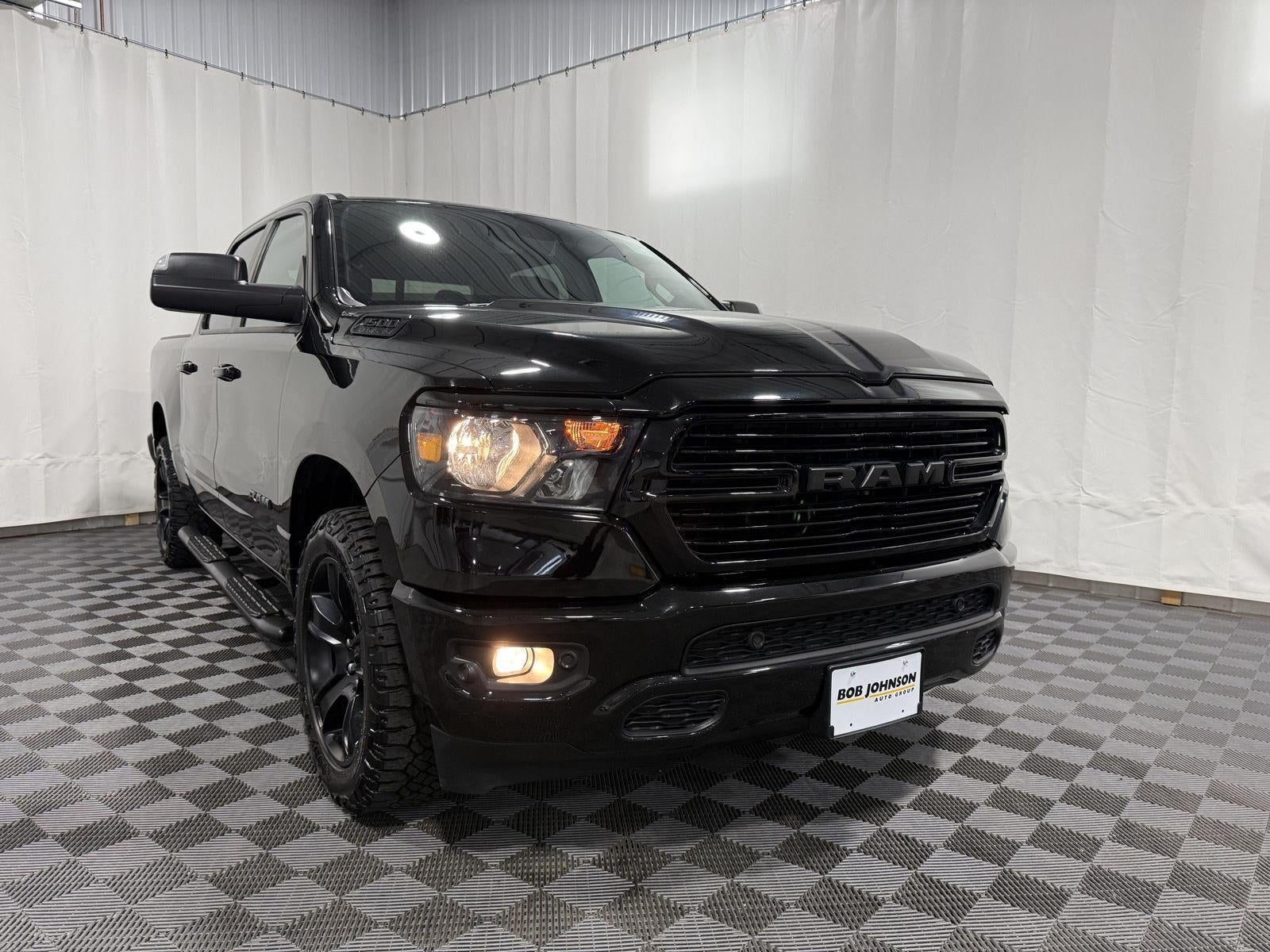 2020 RAM 1500 Big Horn Crew Cab 4x4 5'7' Box