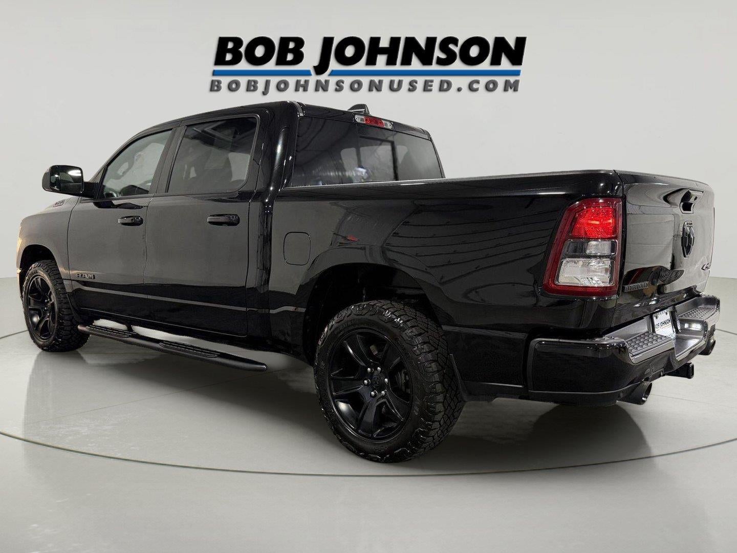2020 RAM 1500 Big Horn Crew Cab 4x4 5'7' Box