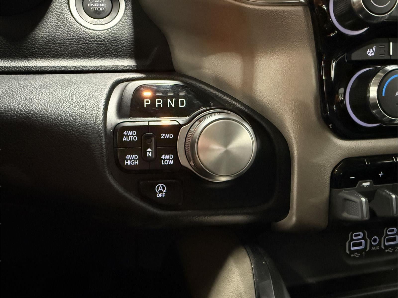 2021 RAM 1500 Laramie Crew Cab 4x4 6'4' Box