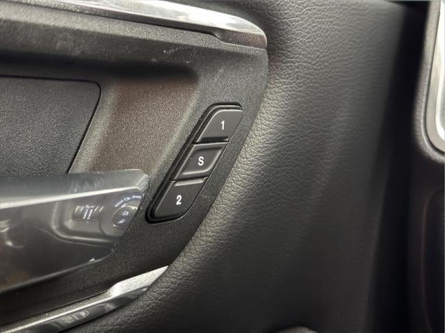 2021 RAM 1500 Laramie Crew Cab 4x4 6'4' Box