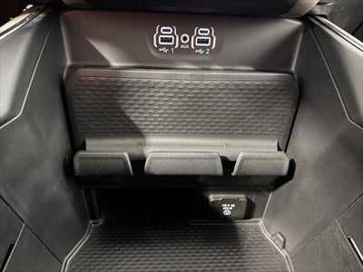 2021 RAM 1500 Laramie Crew Cab 4x4 6'4' Box