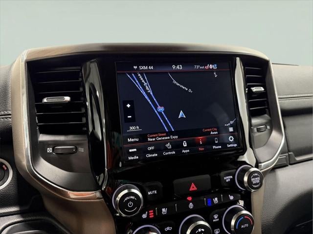 2021 RAM 1500 Laramie Crew Cab 4x4 6'4' Box