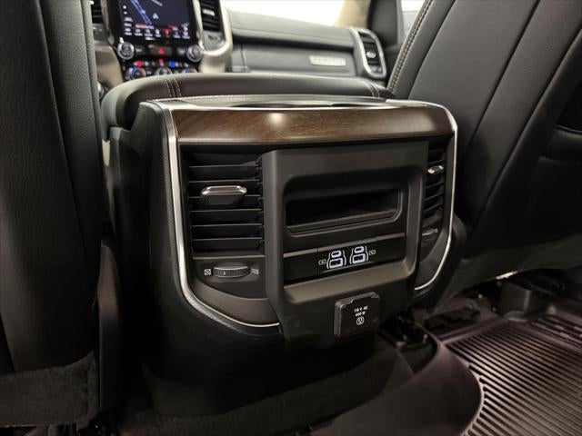 2021 RAM 1500 Laramie Crew Cab 4x4 6'4' Box