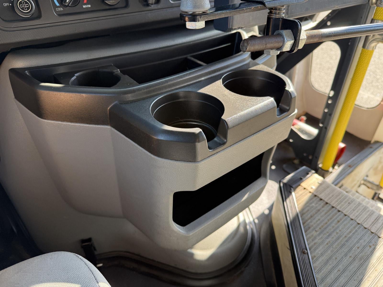 2019 Ford E-450 Cutaway E-450 DRW 158' WB