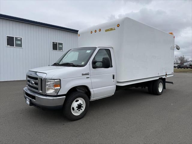 2019 Ford E-450 Cutaway E-450 DRW 158 WB