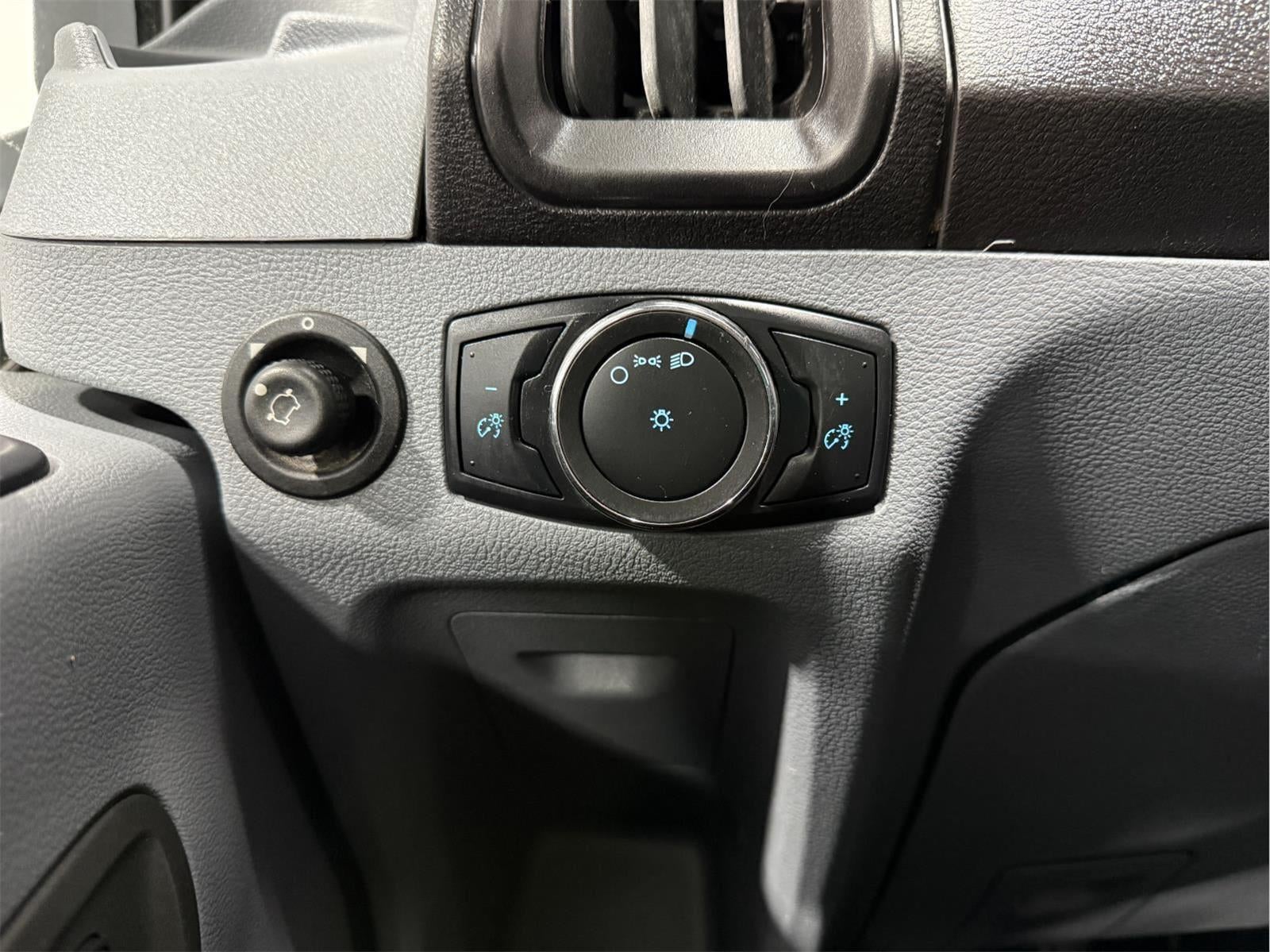 2019 Ford Transit-250 Cab Chassis Base 138 WB