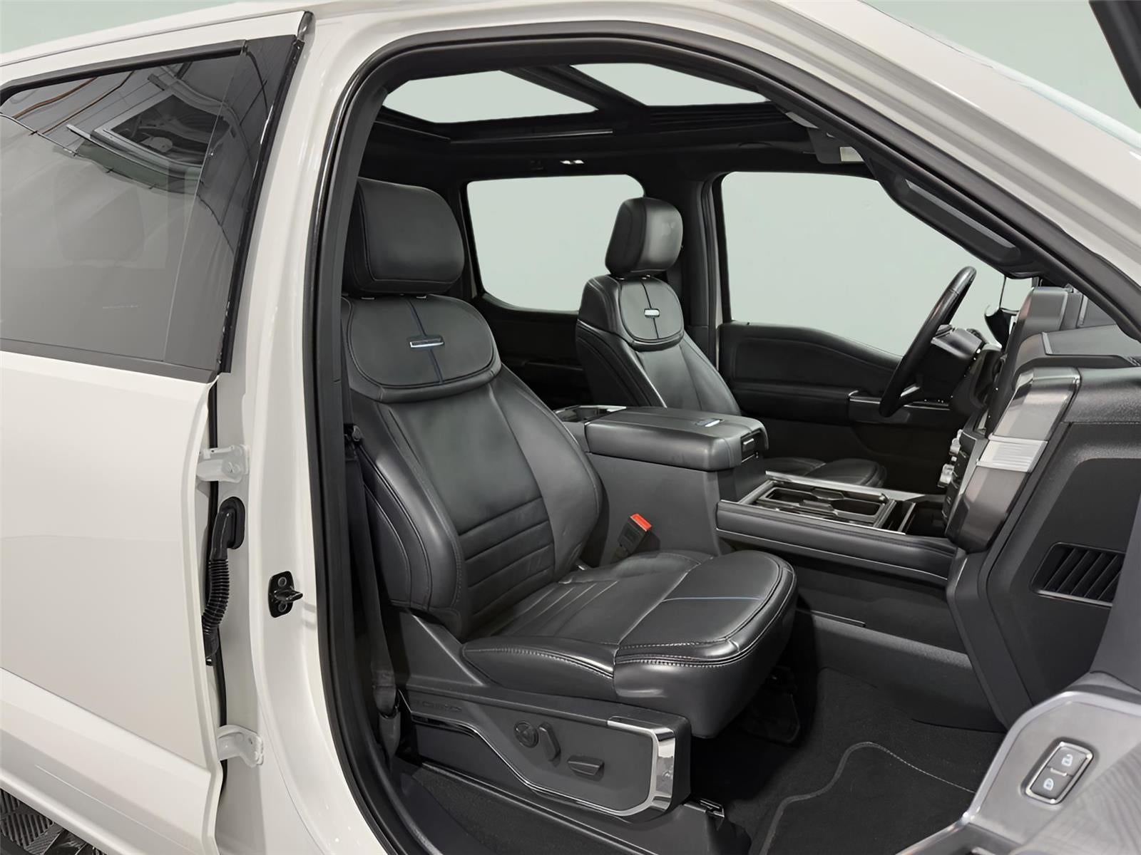 2025 Ford F-250 Platinum