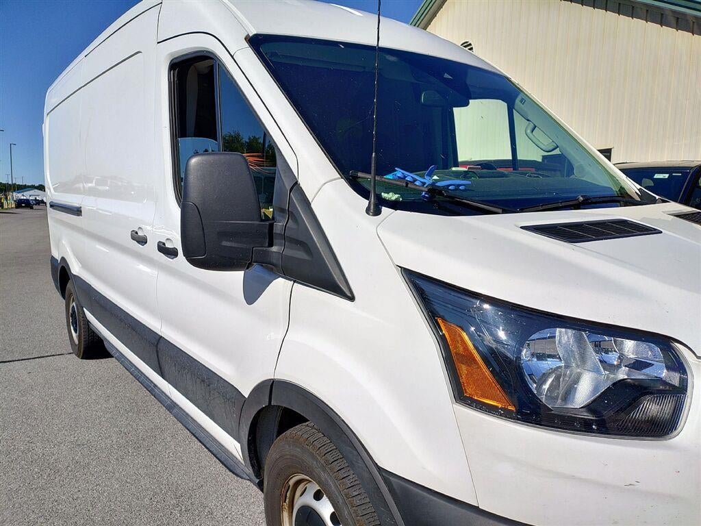 2023 Ford Transit-250 Cargo Van T-250 130' Med Rf 9070 GVWR RWD