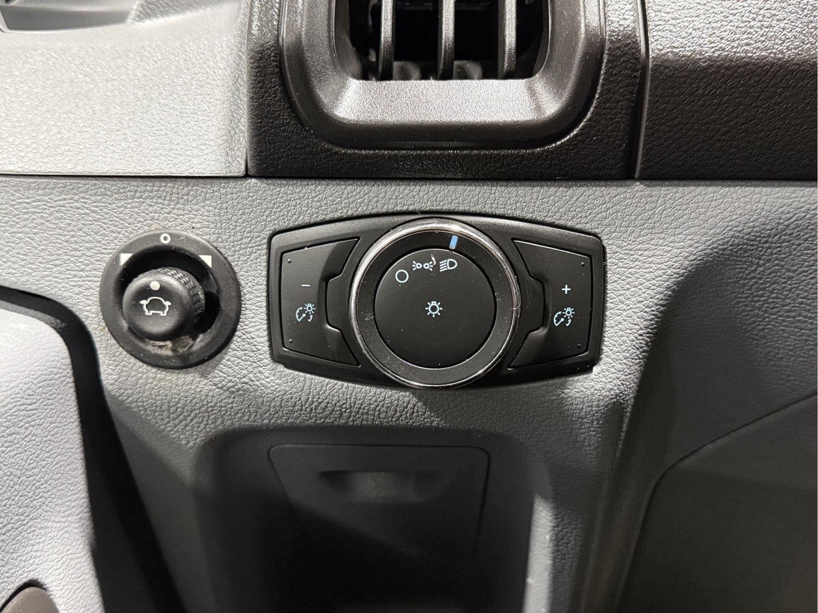 2018 Ford Transit-250 T-250 130 Low Rf 9000 GVWR Swing-Out RH Dr