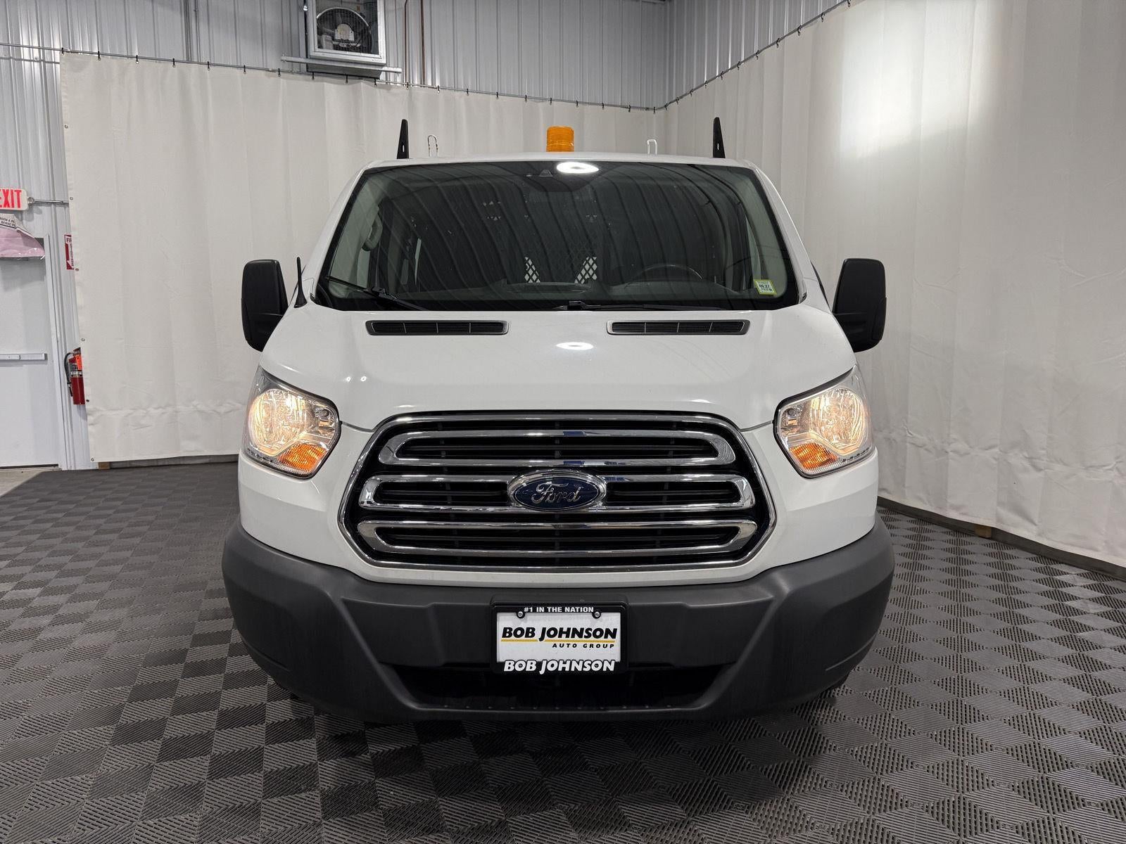 2018 Ford Transit-250 T-250 130 Low Rf 9000 GVWR Swing-Out RH Dr