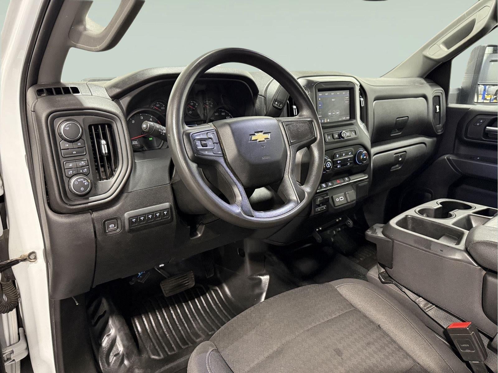 2024 Chevrolet Silverado 3500HD CC Work Truck
