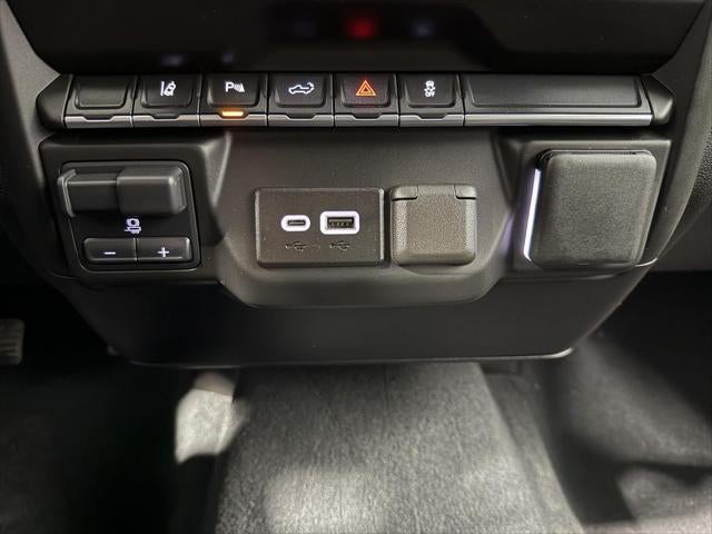 2025 Chevrolet Silverado 2500HD 4WD Crew Cab Long Bed Work Truck