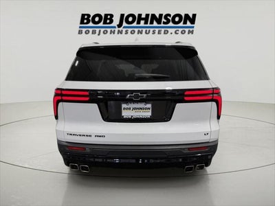 2024 Chevrolet Traverse LT