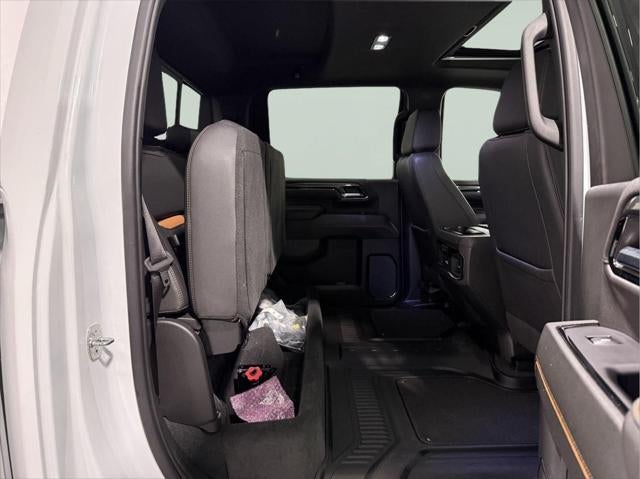 2024 GMC Sierra 2500HD 4WD Crew Cab Standard Bed AT4