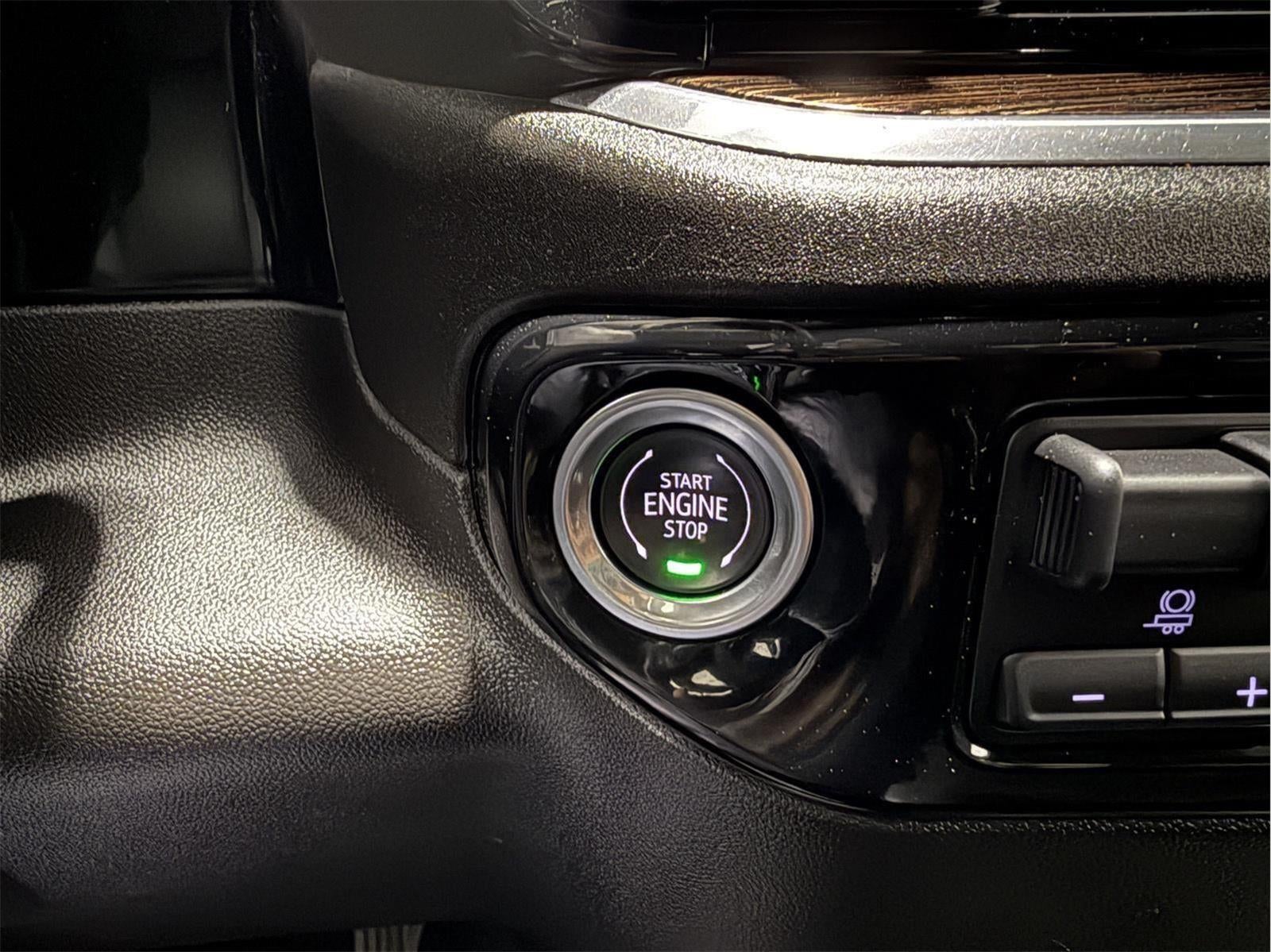 2024 GMC Sierra 3500HD 4WD Crew Cab Standard Bed SLE