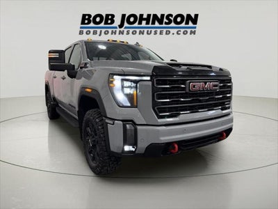 2024 GMC Sierra 3500HD 4WD Crew Cab Standard Bed AT4