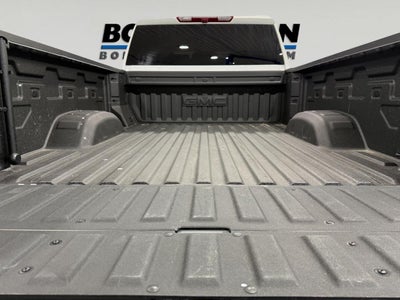 2025 GMC Sierra 2500HD 4WD Crew Cab Standard Bed AT4