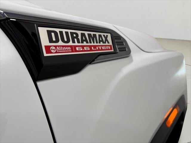 2025 GMC Sierra 2500HD 4WD Crew Cab Standard Bed AT4