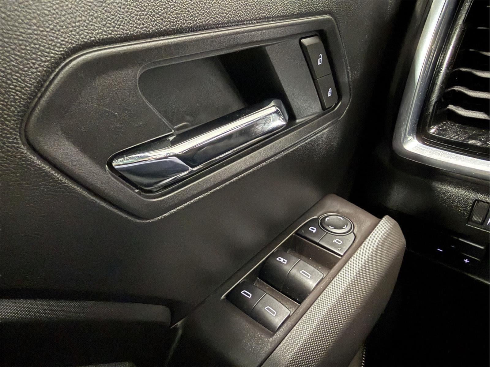2025 GMC Canyon Elevation 4WD