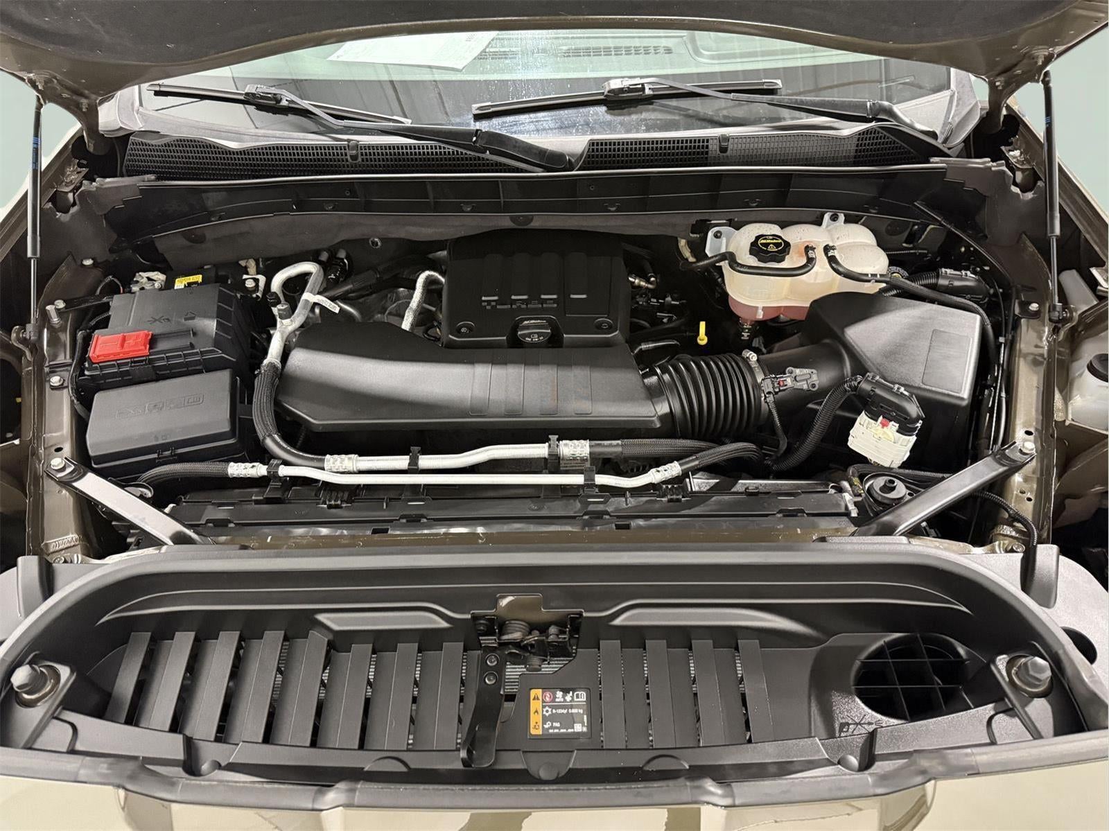 2024 GMC Sierra 1500 4WD Crew Cab Short Box Elevation with 3VL