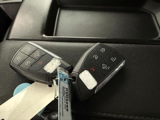 2024 GMC Sierra 1500 4WD Crew Cab Short Box Elevation with 3VL