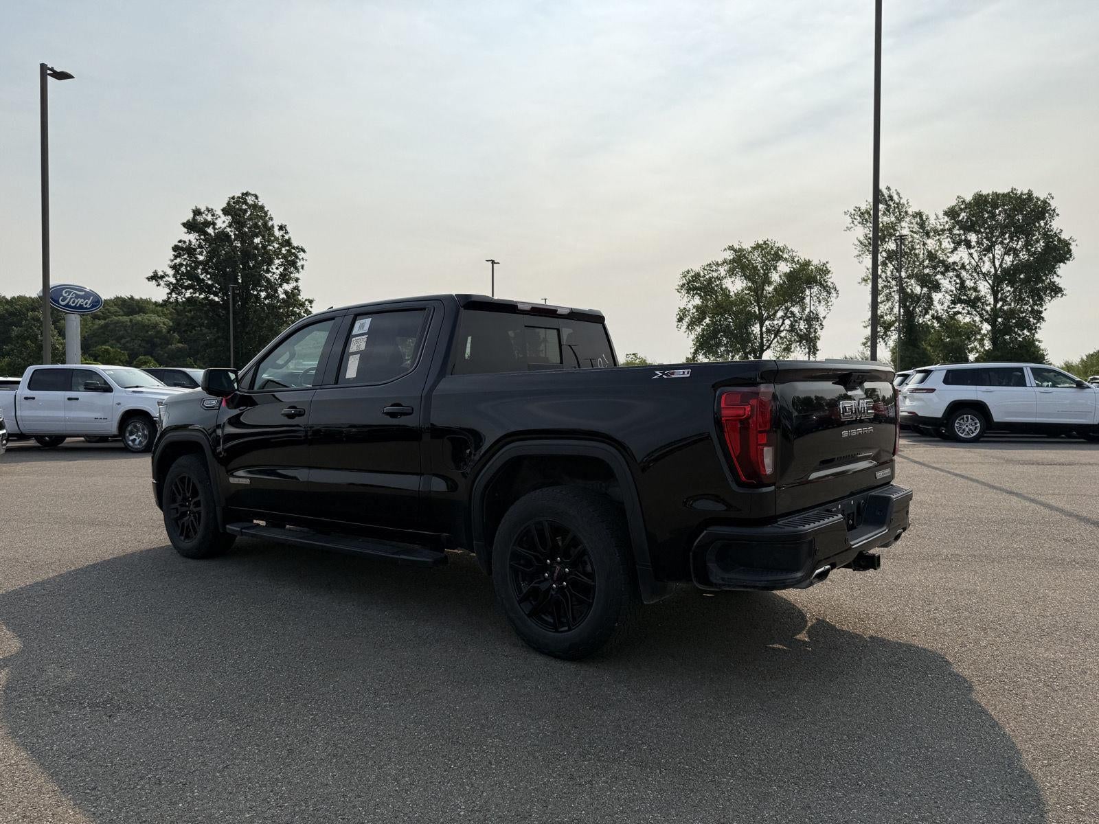 2024 GMC Sierra 1500 Elevation