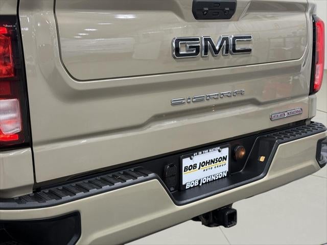 2022 GMC Sierra 1500 4WD Crew Cab Short Box Elevation