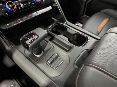 2025 GMC Sierra 1500 4WD Crew Cab Short Box AT4