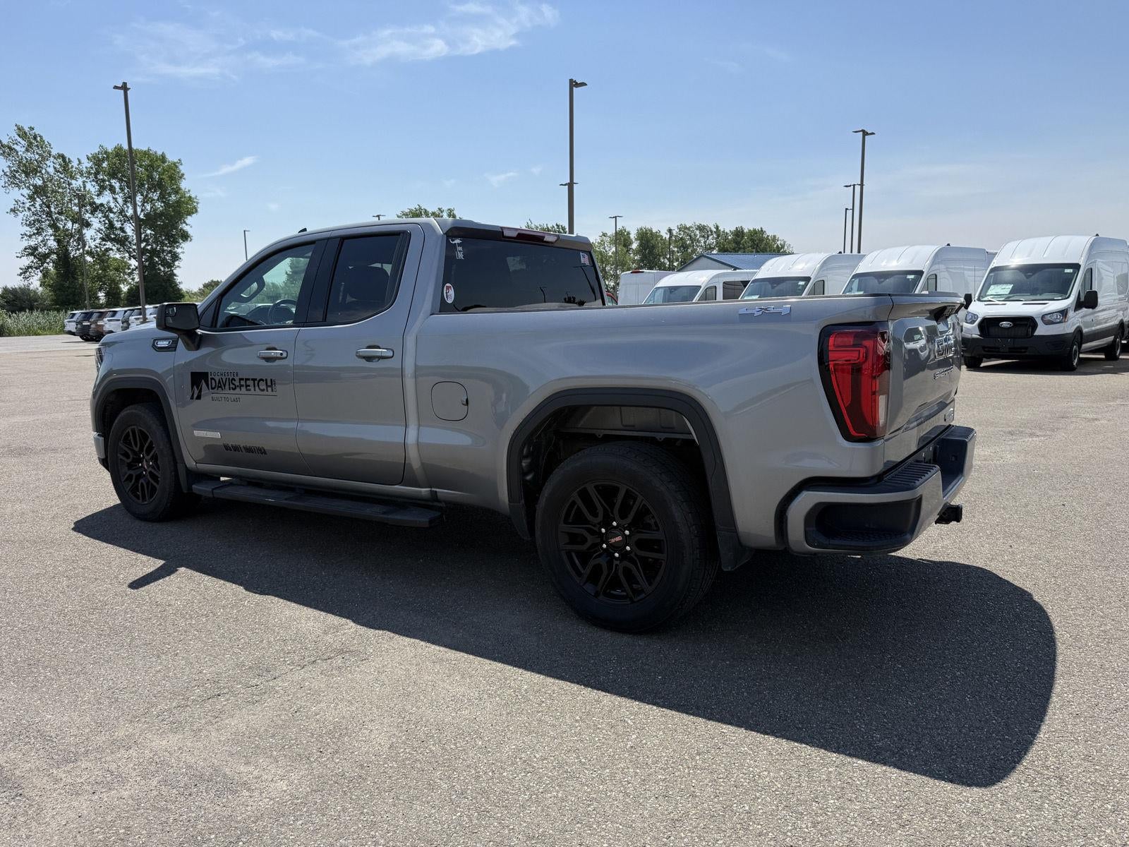 2023 GMC Sierra 1500 Elevation