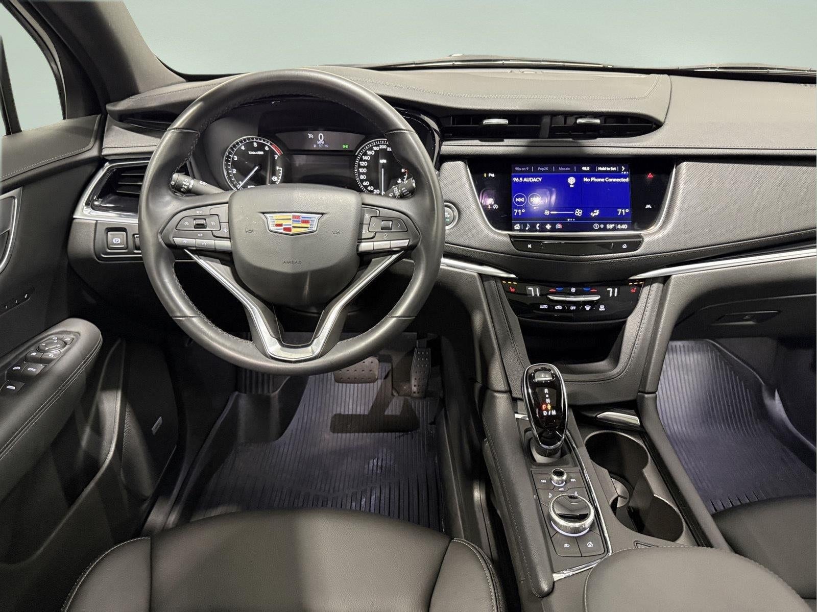 2024 Cadillac XT6 Luxury