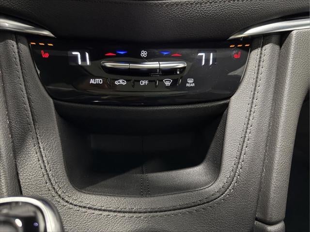 2024 Cadillac XT6 Luxury