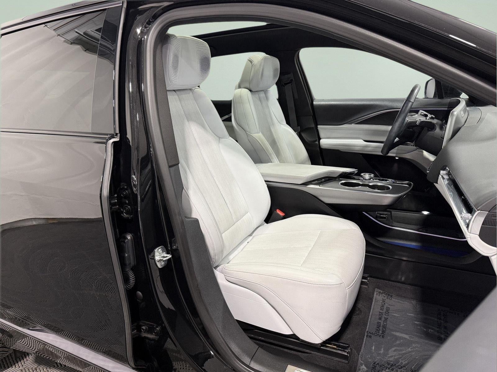 2024 Cadillac LYRIQ Sport w/1SJ