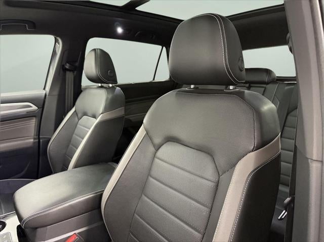 2022 Volkswagen Atlas Cross Sport 3.6L V6 SEL Premium R-Line