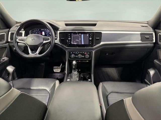 2022 Volkswagen Atlas Cross Sport 3.6L V6 SEL Premium R-Line