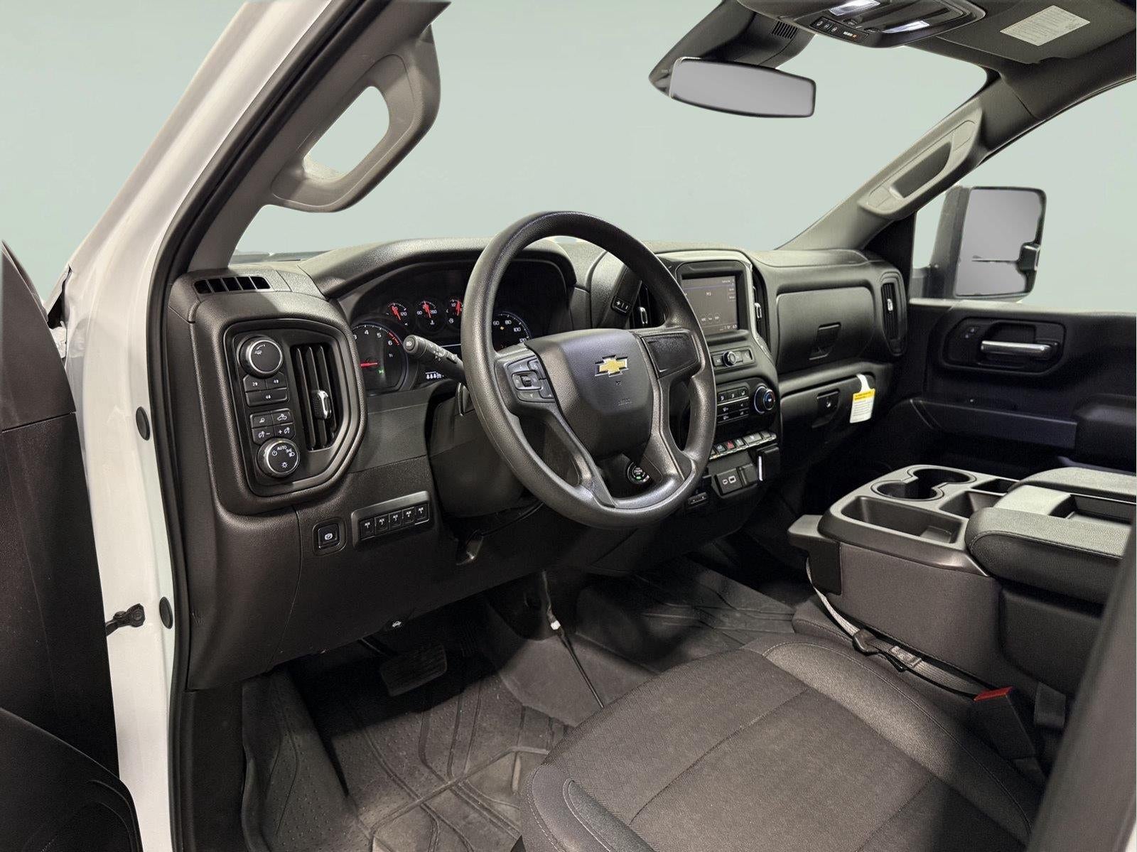 2025 Chevrolet Silverado 2500HD 4WD Crew Cab Standard Bed Custom
