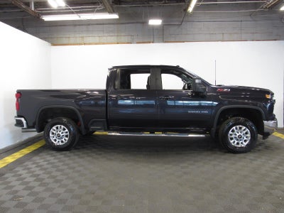 2024 Chevrolet Silverado 2500HD 4WD Crew Cab Standard Bed LT