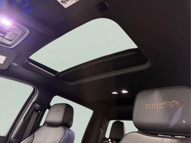 2024 Chevrolet Silverado 2500HD 4WD Crew Cab Standard Bed High Country