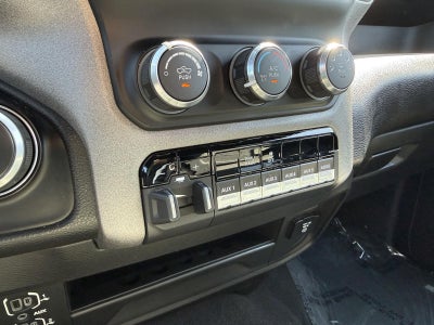 2021 RAM 2500 Tradesman Crew Cab 4x4 6'4' Box