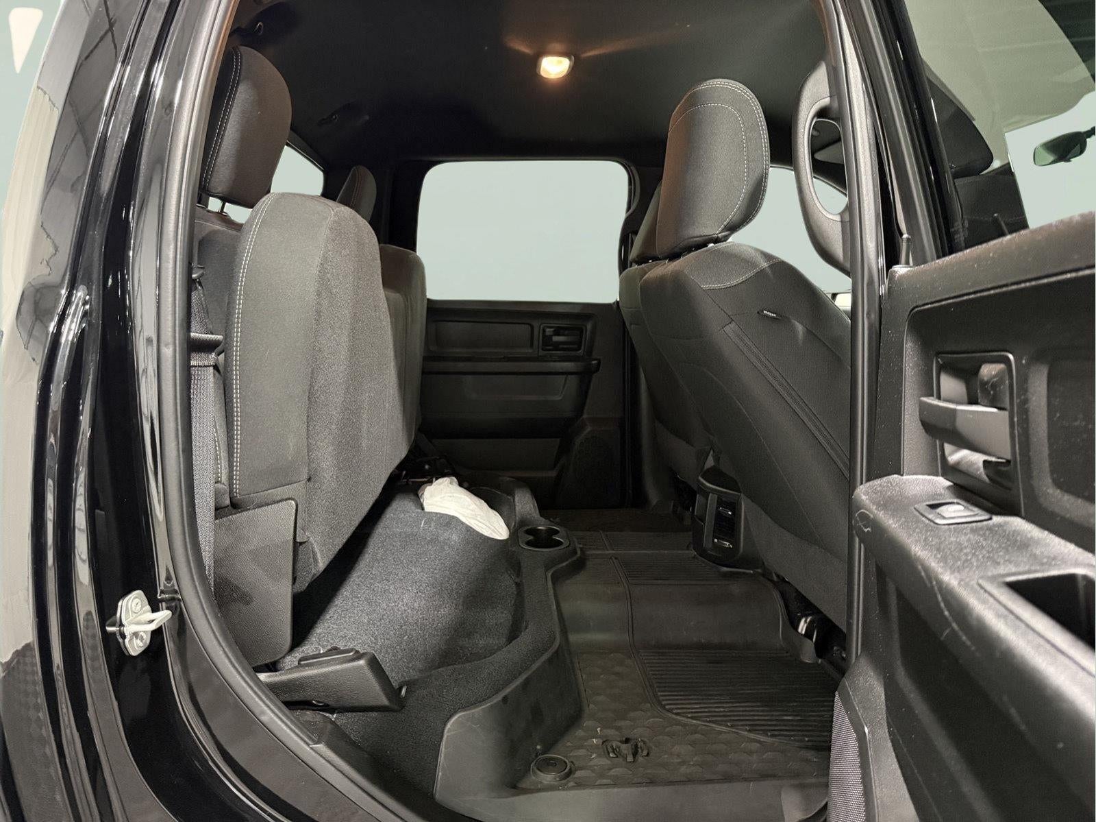 2024 RAM 2500 Tradesman Crew Cab 4x4 6'4' Box