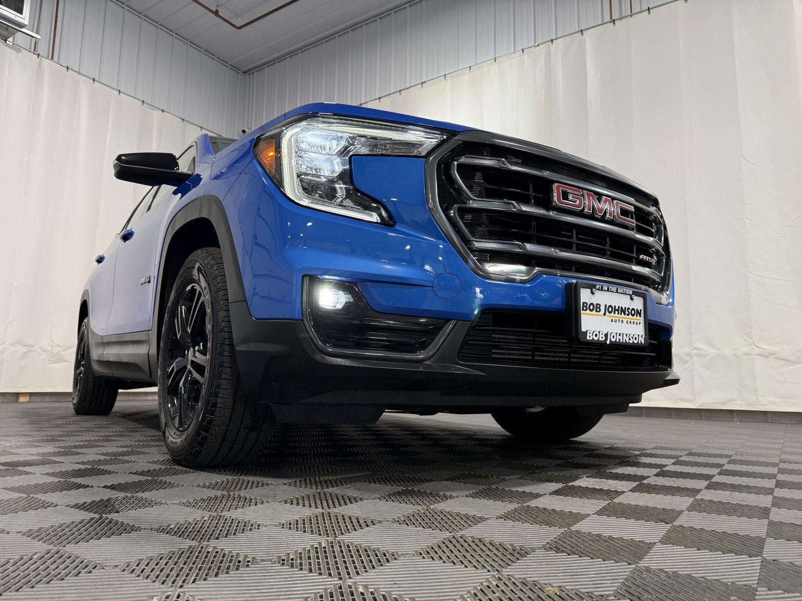 2024 GMC Terrain AWD AT4