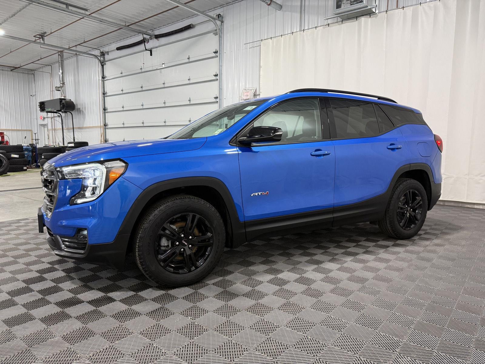 2024 GMC Terrain AWD AT4