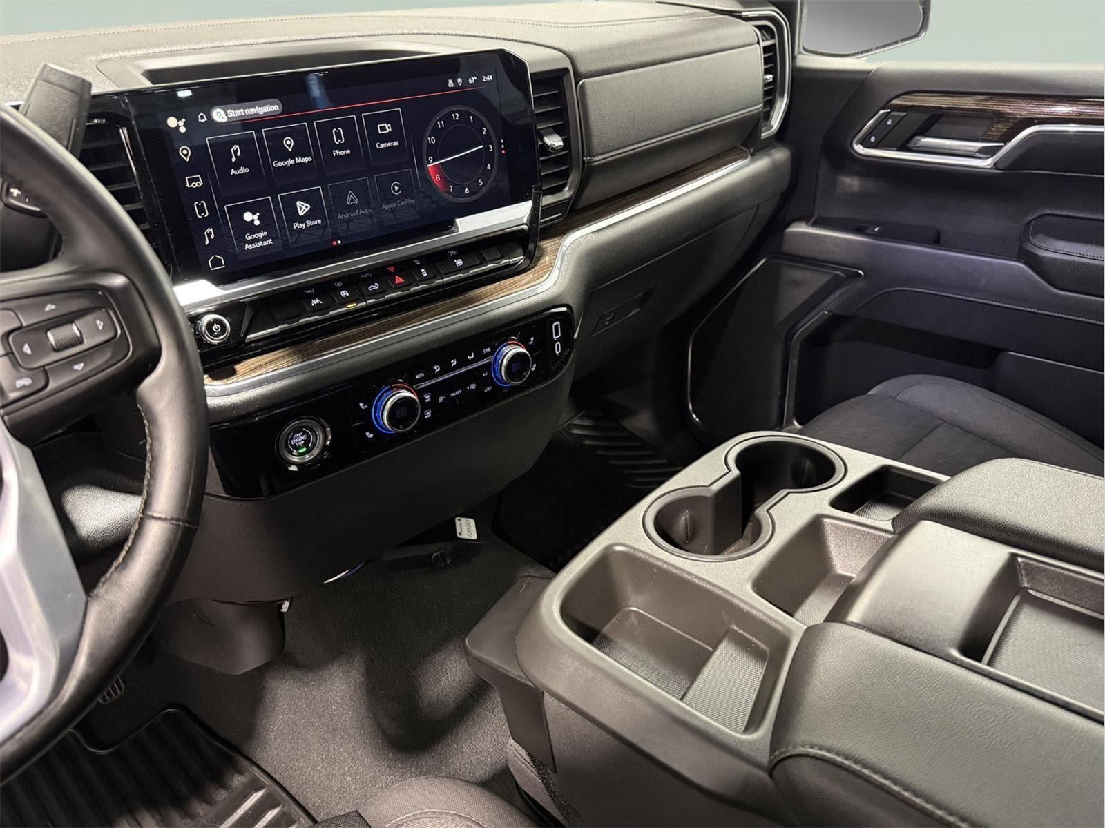 2023 GMC Sierra 1500 4WD Crew Cab Short Box Elevation with 3VL