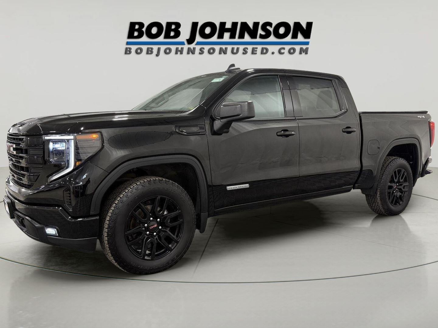2023 GMC Sierra 1500 4WD Crew Cab Short Box Elevation with 3VL