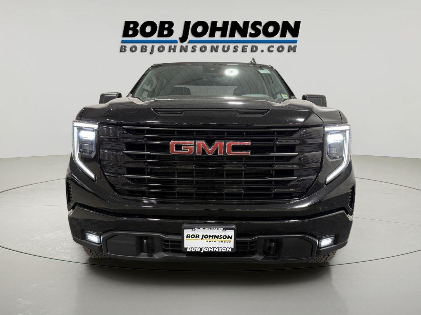 2023 GMC Sierra 1500 4WD Crew Cab Short Box Elevation with 3VL
