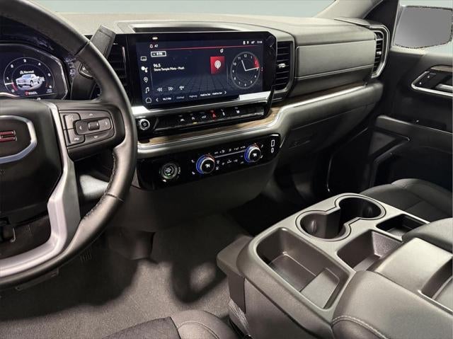 2024 GMC Sierra 1500 4WD Crew Cab Short Box Elevation with 3VL