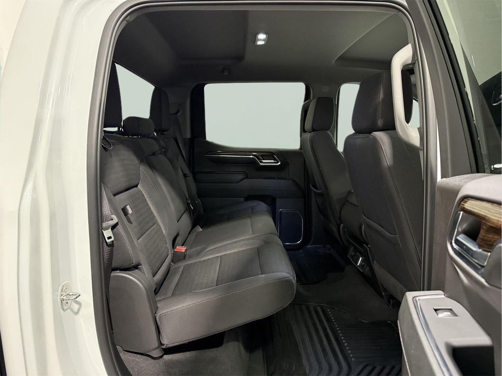 2024 GMC Sierra 1500 4WD Crew Cab Short Box Elevation with 3VL