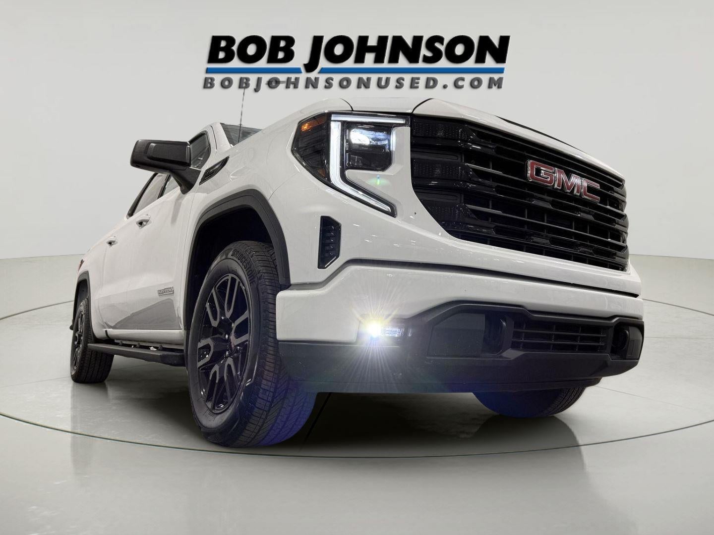 2024 GMC Sierra 1500 4WD Crew Cab Short Box Elevation with 3VL